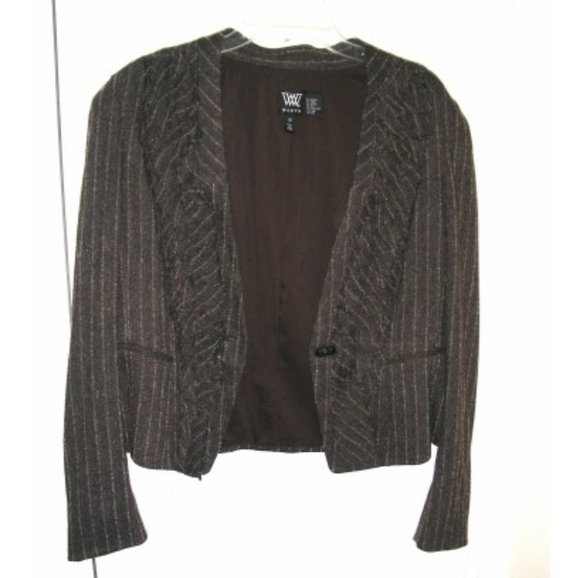 SALE! NWT Worth Ruffle Jacket & Skirt Set - Picture 2 of 9